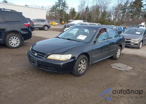 2002 Honda Accord 2.3 Ex/2.3 Se из США, поврежденный, VIN 1HGCG66822A084393
